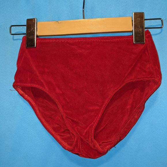 Red dance panty - Picture 1 of 2